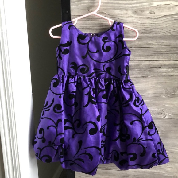 Dresses & Skirts - 9-12 month girl party dress